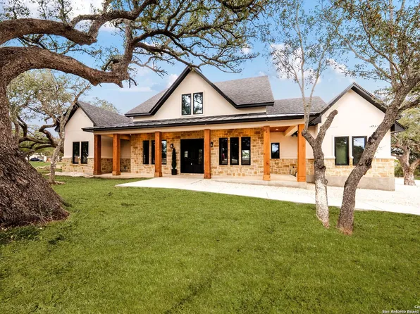 1583 Palomino Springs, Bandera, TX 78003