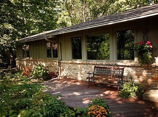 12030 Mayflower Cir, Minnetonka, MN 55305