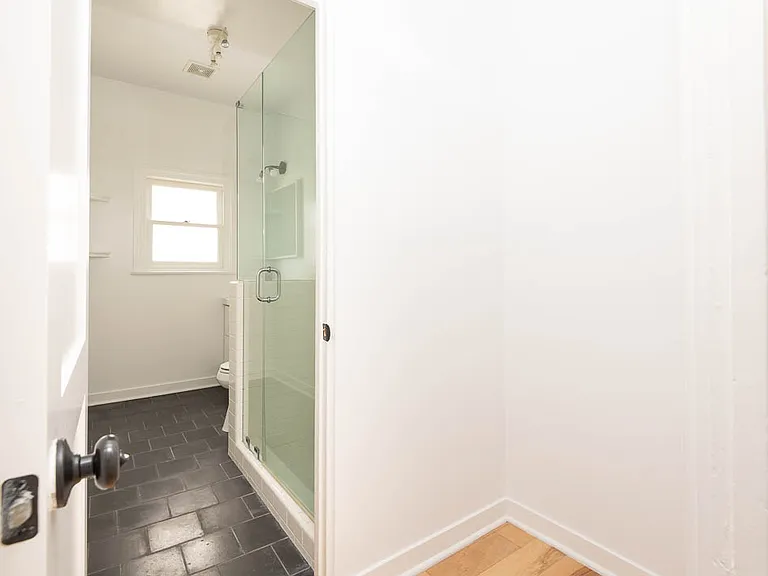 414 N Curson Ave #208 — Photo 8