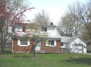 1602 Barnhart Ct, Zion, IL 60099