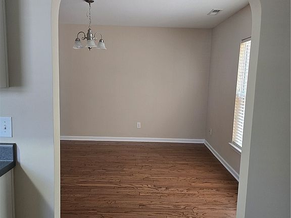 5th image of 3229 Seth Dr
