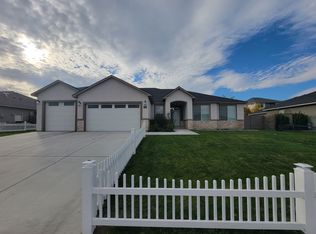 3606 Cook Ln, Pasco, WA 99301