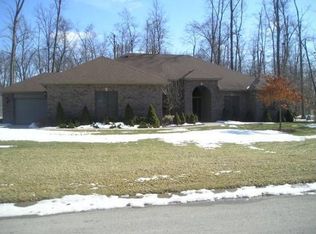 10602 Hawks Wood Trce, Hoagland, IN 46745