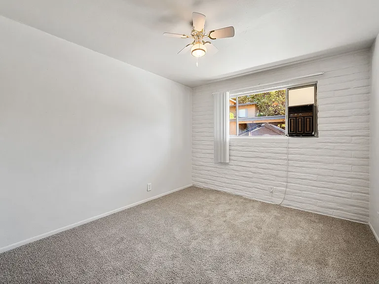 Carleton Terrace Apartments — Photo 19