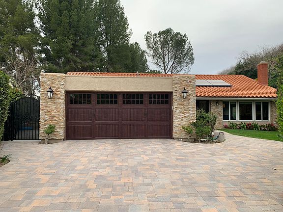 2nd image of 28905 Bardell Dr