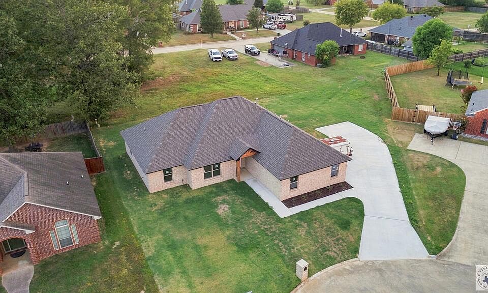2nd image of 15 Pecos Pl