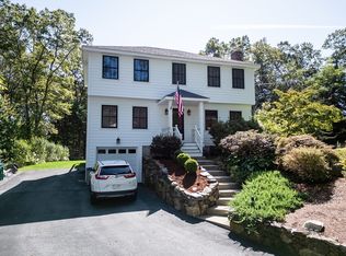 37 Trifiro Rd, Billerica, MA 01821
