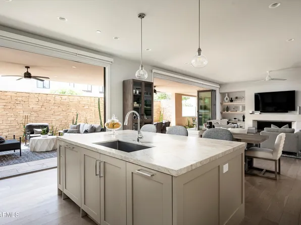 5587 E EDWARD Lane, Paradise Valley, AZ 85253