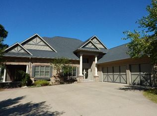 2025 Mehaffey Bridge Rd NE, Solon, IA 52333