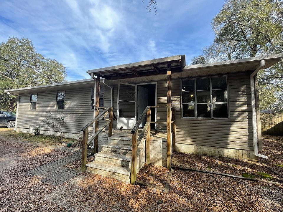 1st image of 5050 Glover Ln