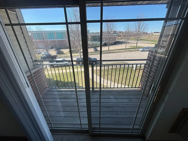 Prairie Crest Apartments — Photo 46