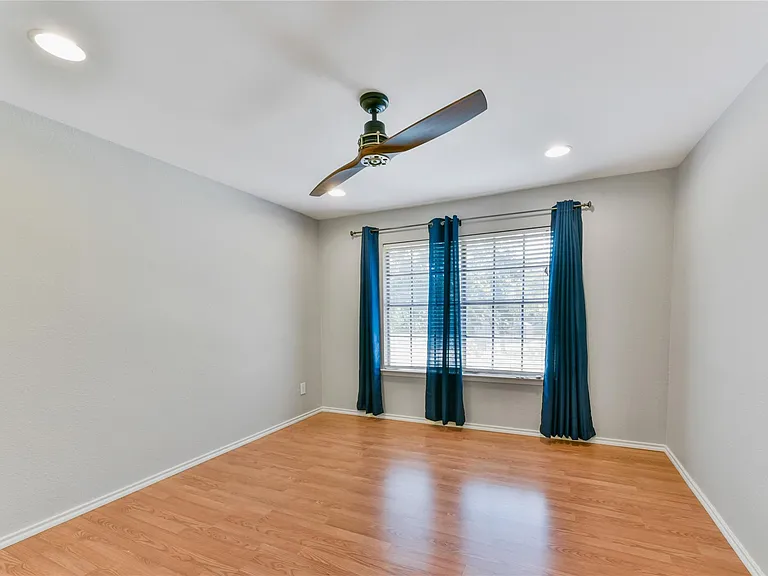 9108 Texas Sun Dr — Photo 12