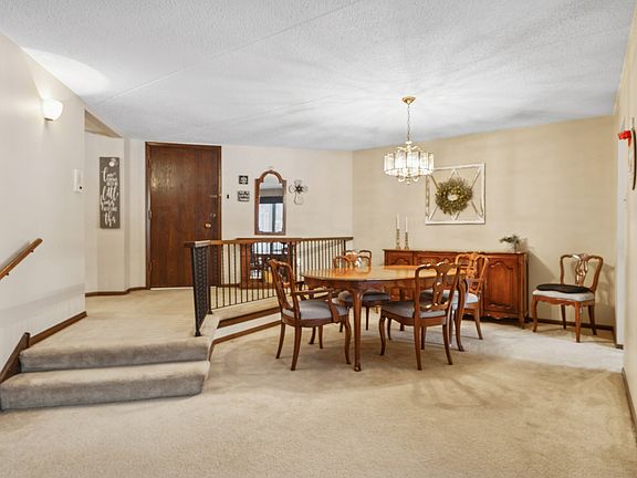 4th image of 7930 W Lakeview Ct APT 1B