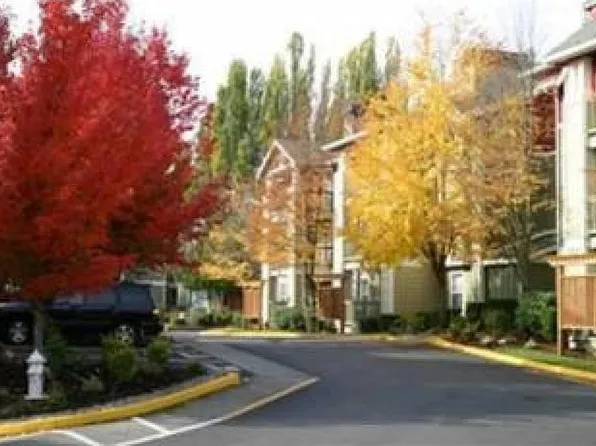 7711 NE 175th St #308, Kenmore, WA 98028