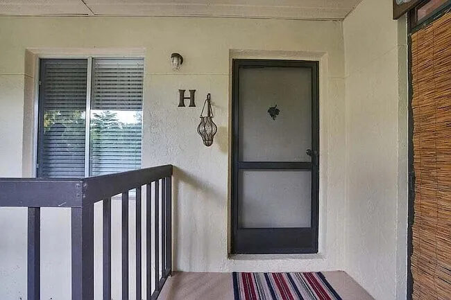 6520 Chasewood Dr #H — Photo 3
