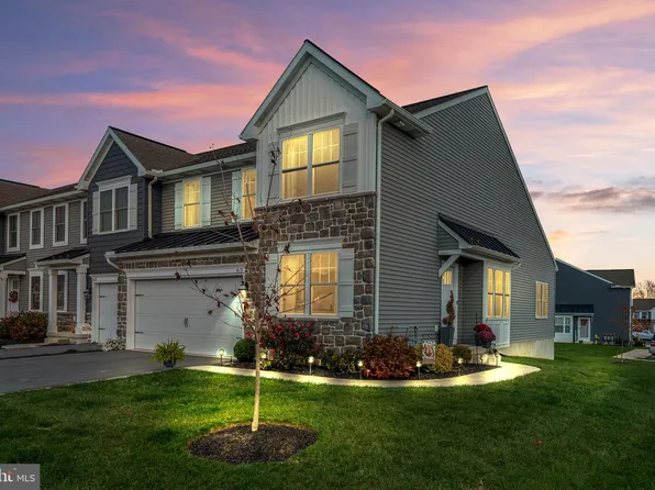 413 Mayapple Dr, Annville, PA 17003