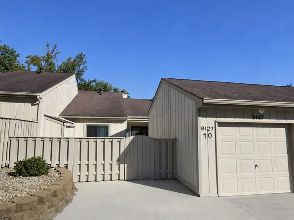 9127 S Greenridge Ln, Bloomington, IN 47401