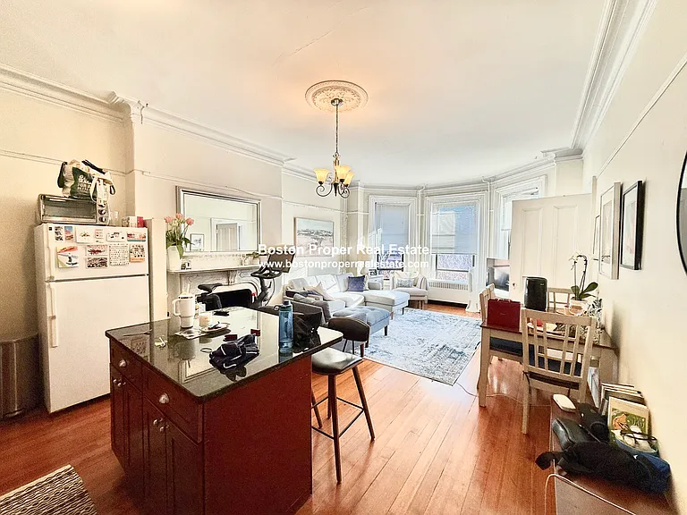 177 Marlborough St #6 — Photo 2