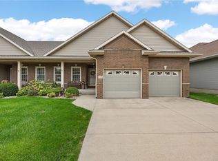 319 13th Ave SW, Mount Vernon, IA 52314