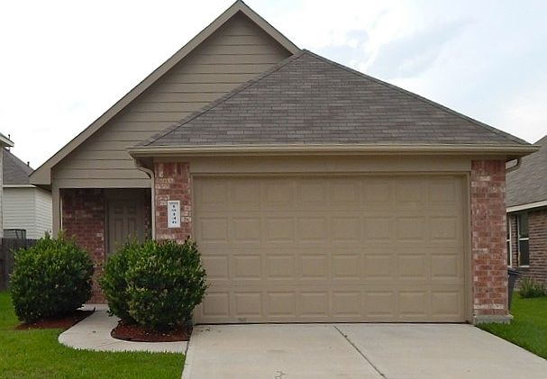 1st image of 19146 Sandelford Dr
