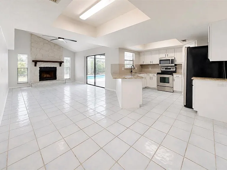 1431 Peachfield Dr — Photo 14