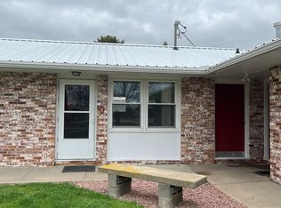 301 N 1st St #14357375, Plainview, NE 68769