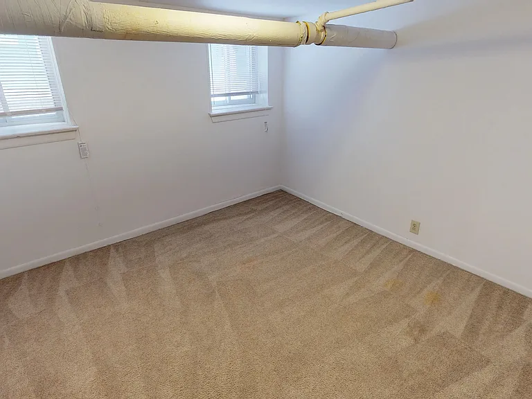 1902 E Linnwood Ave — Photo 19
