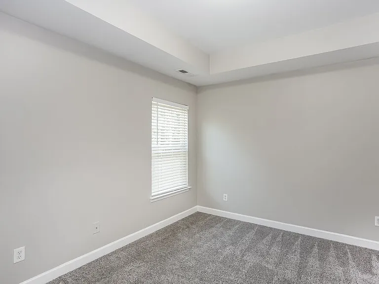 1021 Ramsgate Dr SW — Photo 12