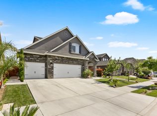 1748 W Crystal Ave, Visalia, CA 93291