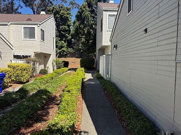 2nd image of 2421 Branchwood Ct