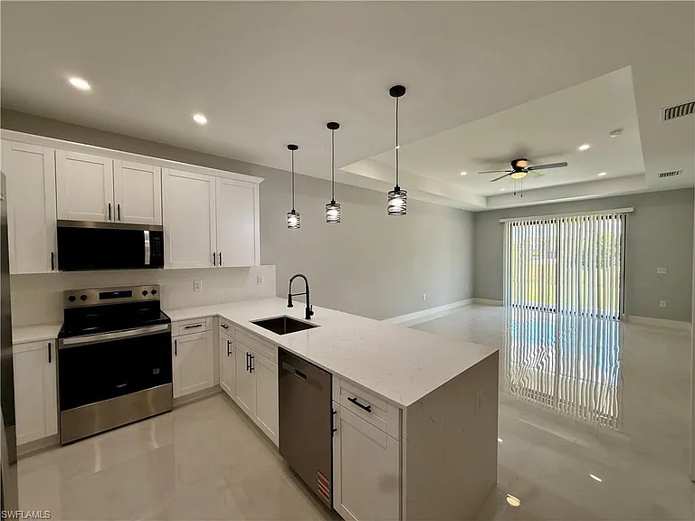 123 Jenna Ave S — Photo 16