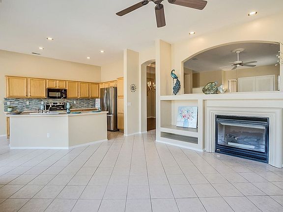 4th image of 14417 N Buckthorn Ct