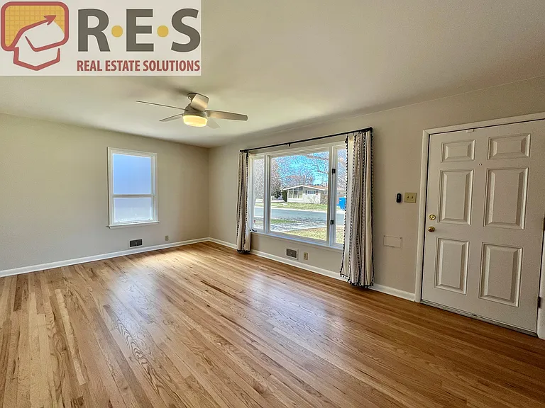1682 S Eudora St — Photo 6