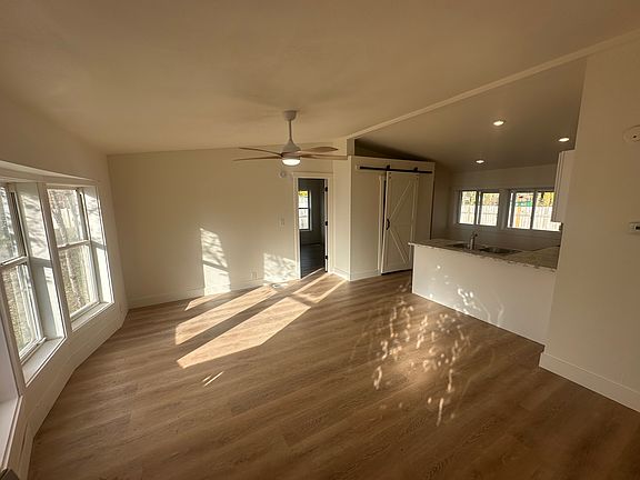 4th image of 4665 S Wackerli Ave