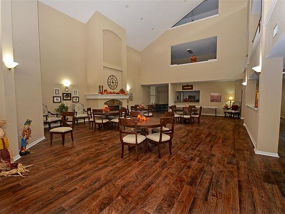 5th image of 2803 Kings Crossing Dr APT 120