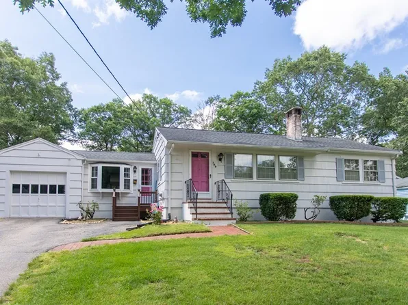 140 Rice Ave, Rockland, MA 02370