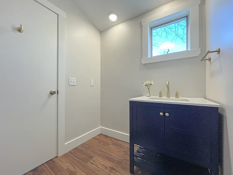 300 Preble St #R — Photo 17