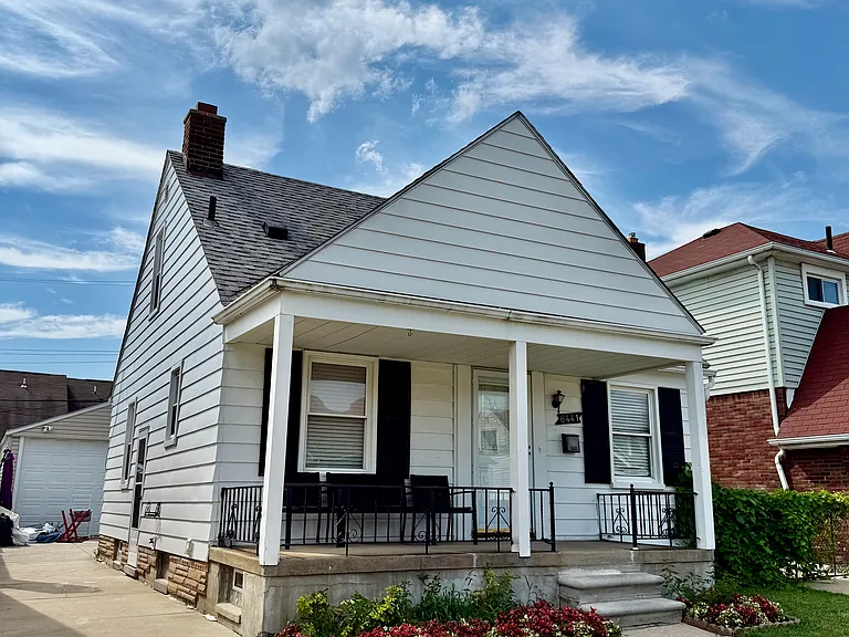 6441 Kendal St — Photo 2