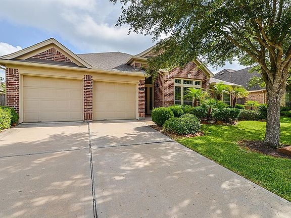 2nd image of 13613 Orchard Wind Ln