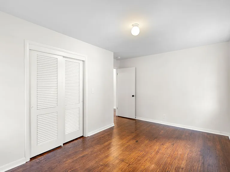 1036 Seymour Ave #B — Photo 28
