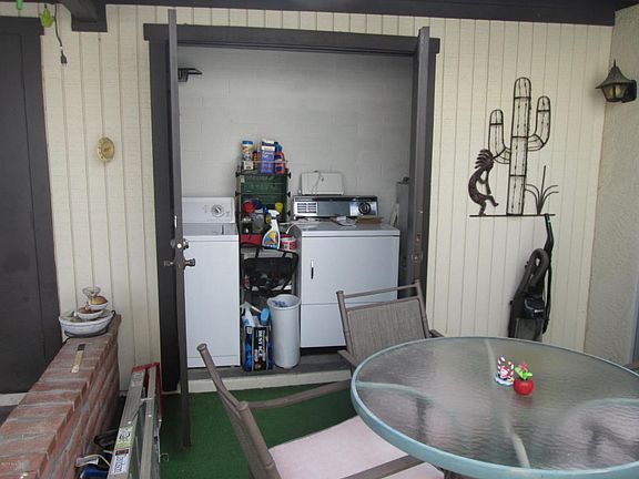 2nd image of 485 N Calle Del Chancero
