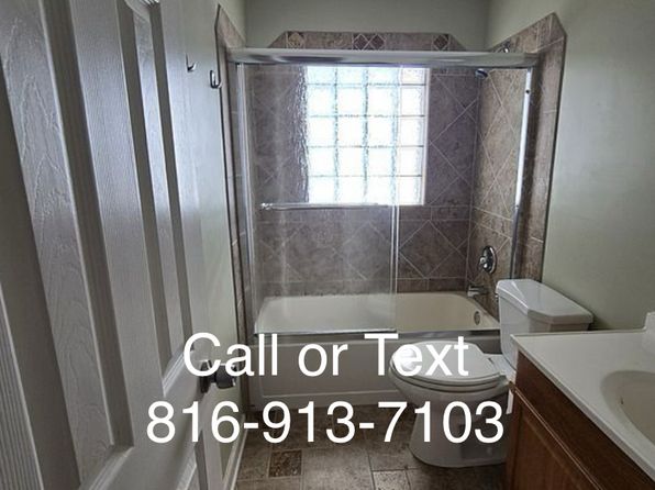 5722 W 70th Ter