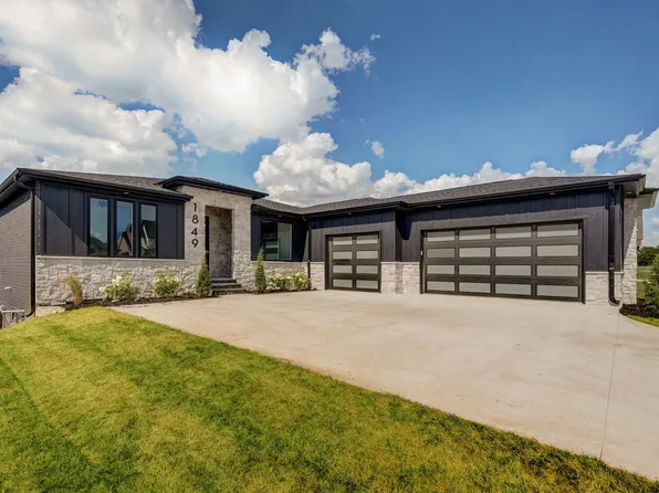 1849 E Cobblestone Drive, Ozark, MO 65721