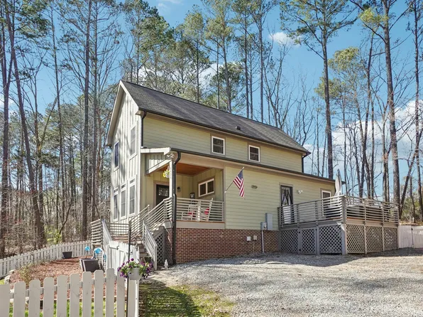 2431 Winburn Ave, Durham, NC 27704