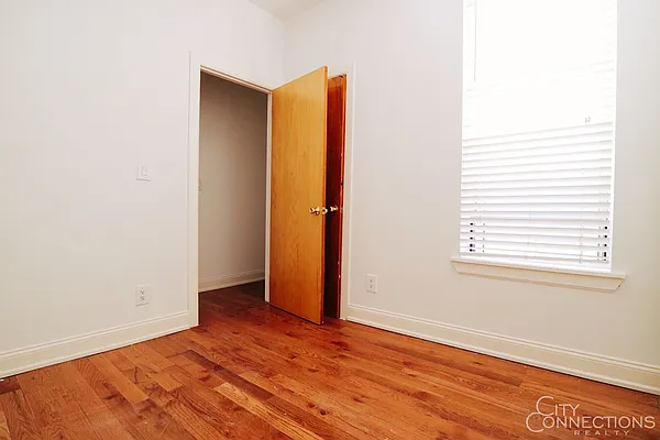 Rented by City Connections Realty | media 22