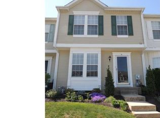 10 E Shetland Ct, Newark, DE 19711