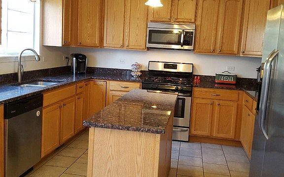4th image of 2264 Hudson Cir