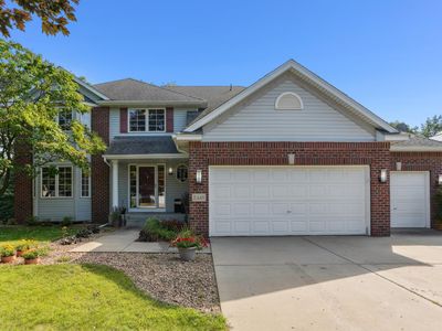 2448 Matterhorn Dr E, Maplewood, MN, 55119