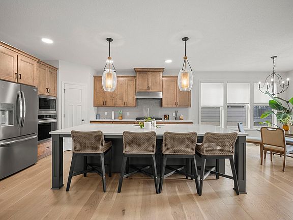 4th image of 18507 Ifton Way