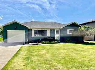 4012 Bird Dr, Erie, PA 16510
